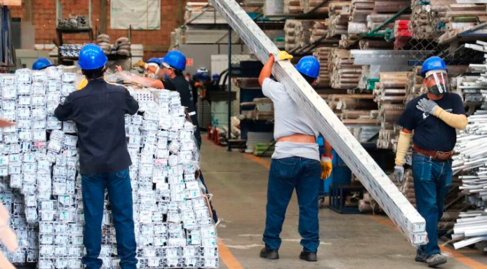 En la Argentina hay más de 2 millones de trabajadores en blanco que están en situación de pobreza